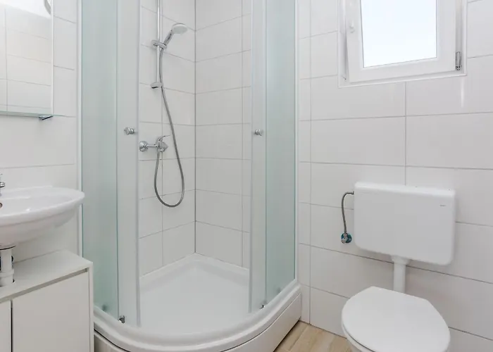 Budimir 5 By Interhome Vir